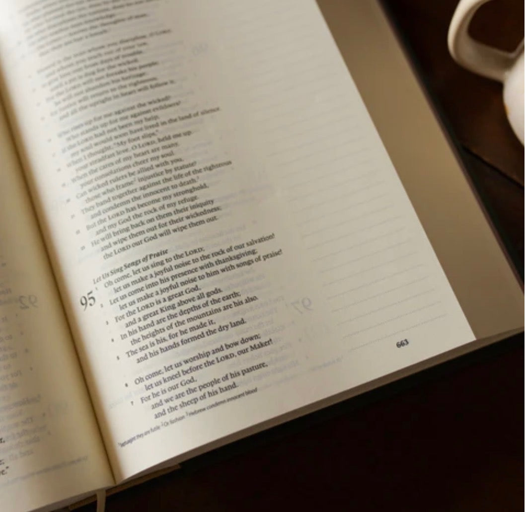 ESV Single Column Journaling Bible Clover